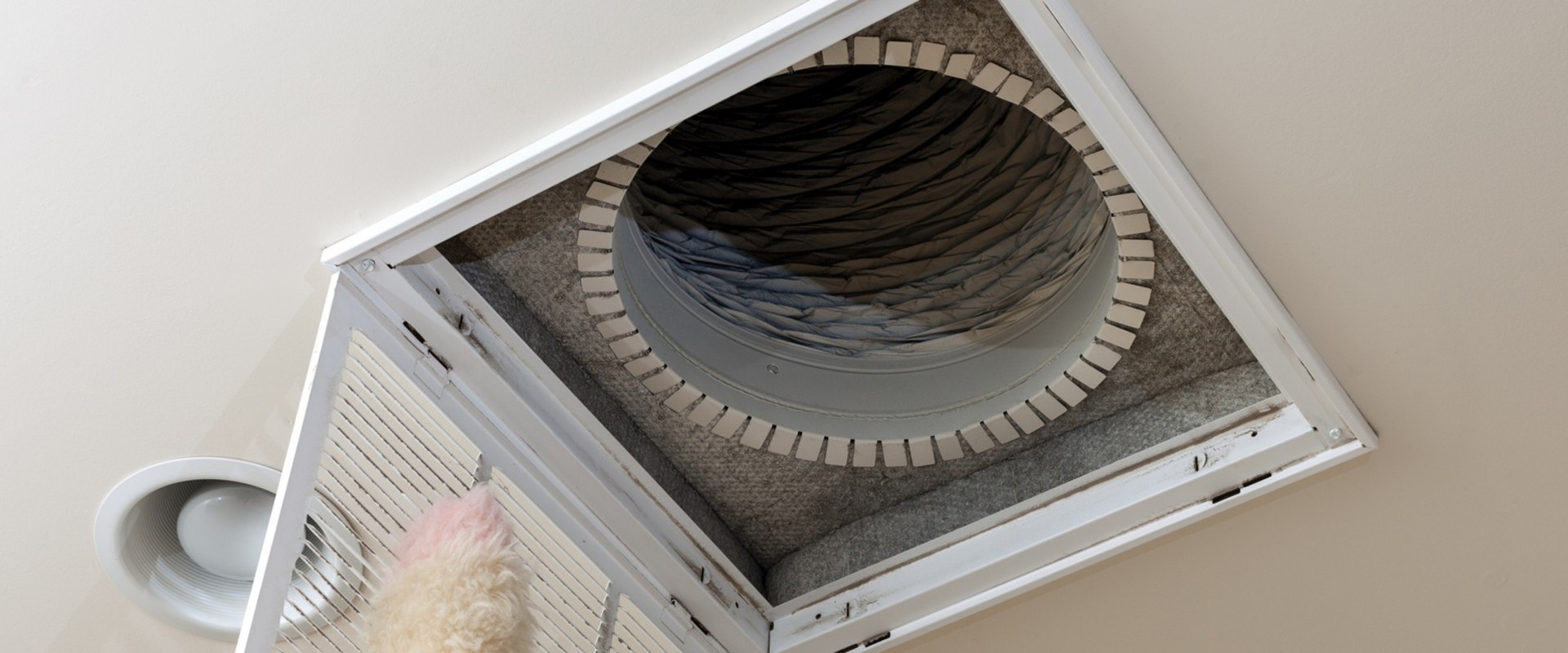 The Importance of Air Duct Cleaning Services Near Jupiter Before Installing HVAC UV Lights